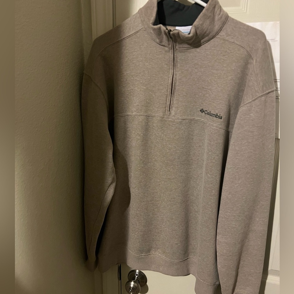 Columbia sweater